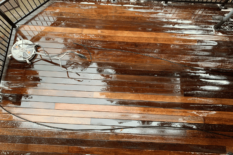 deck cleaning services